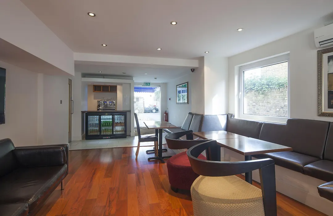 The New London Carlton Hotel-1