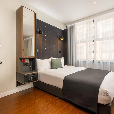 Point A Hotel London Paddington-2