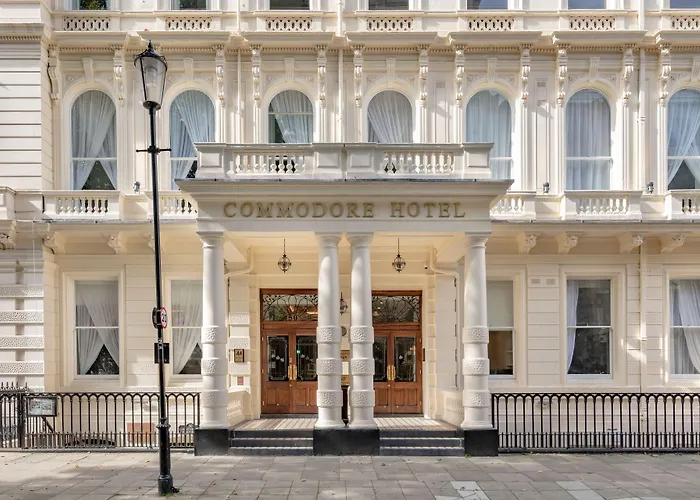 Commodore Hotel