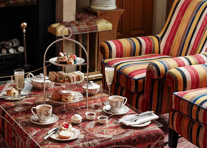 Luxury hotel only: Knightsbridge Hotel, Firmdale Hotels