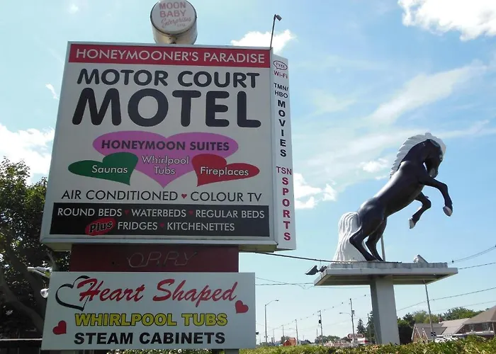 Motel: Motor Court Motel